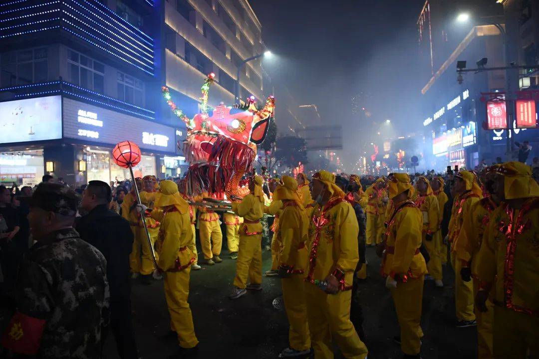 直击现场一起看看今晚大田板灯龙盛况(图8)